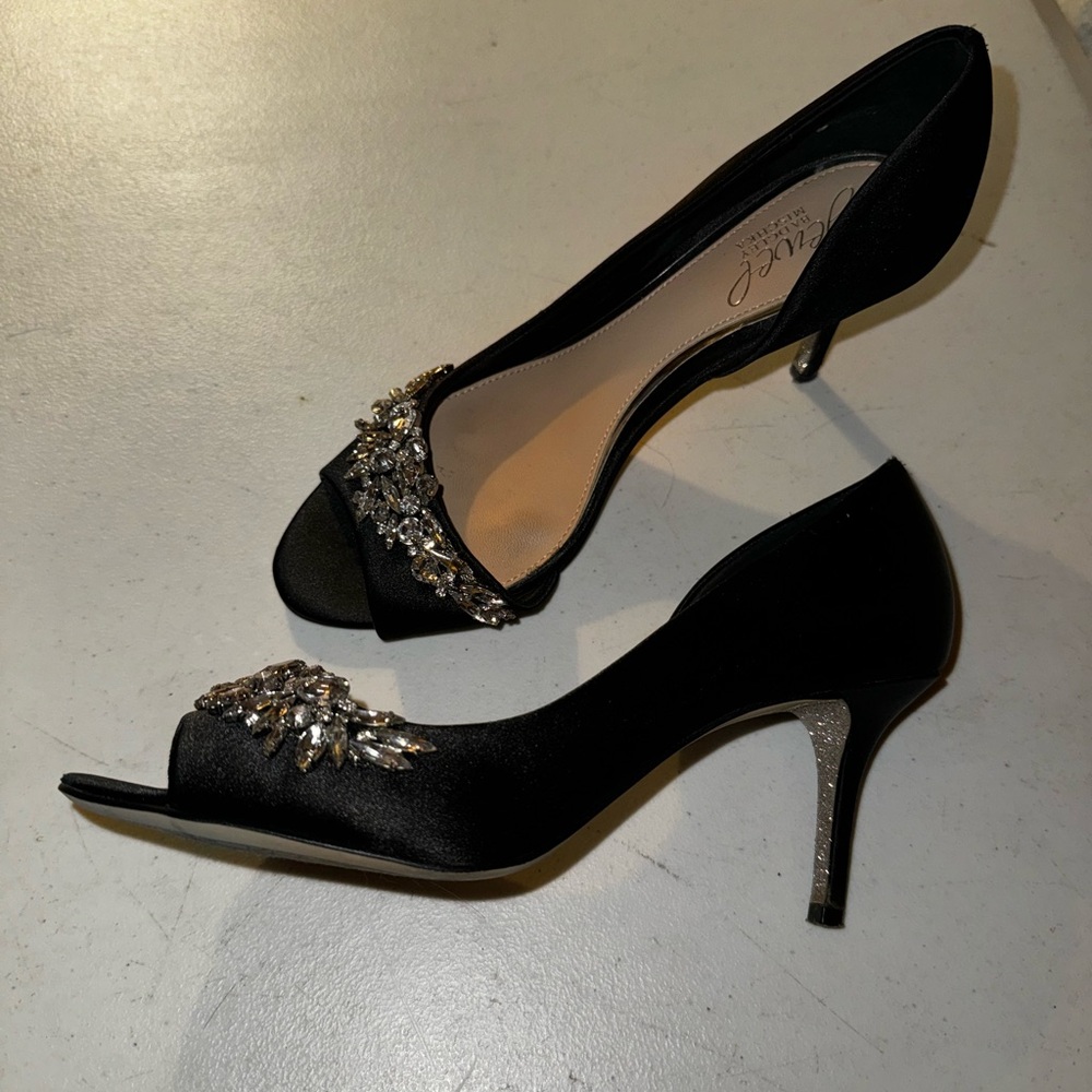 Jewel Badgley Mischka | Melvina Crystal Embellished Half d'Orsay Pump